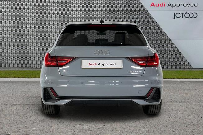 AUDI A1 Photo 7