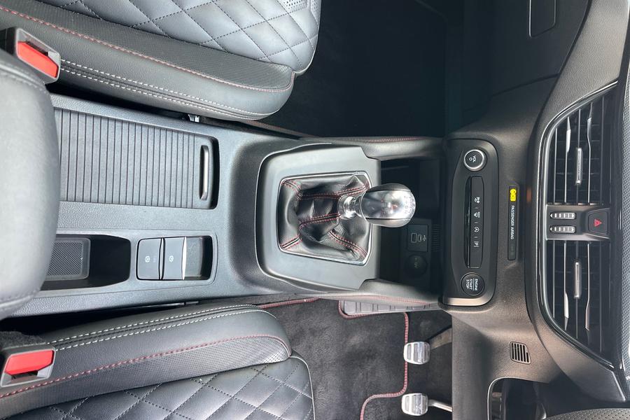 Ford Focus Photo autoimg-11c0e3a78bfd6533b3f6a960504c7545baec4514.jpg