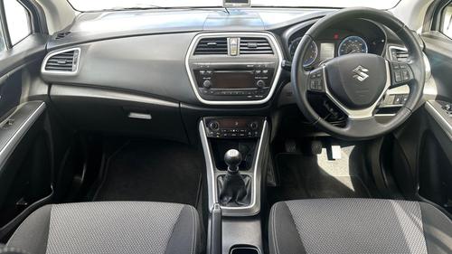Suzuki SX4 Photo autoimg-11c1c59a23f9e9626bea2dfc96796e79dc03628d.jpg