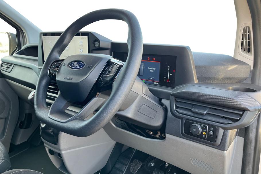 Used FORD TRANSIT CUSTOM SD75OKW 13