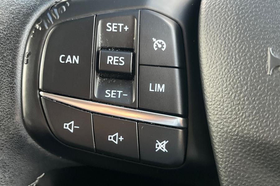 Ford FIESTA Photo autoimg-11cd2050183a688fd8140fbe62c958cea4568d0d.jpg