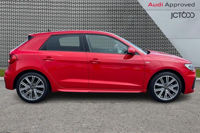 Audi A1 Photo 4