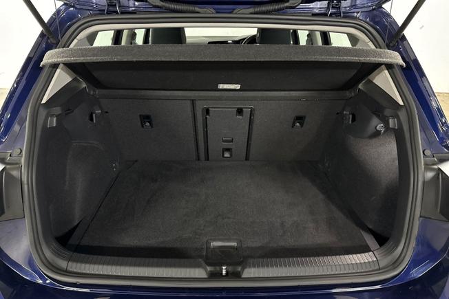 VOLKSWAGEN Golf Photo 12