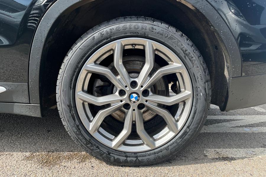 BMW X3 Photo autoimg-11e0b51acf2dea51ad239418cb83bf51a7daaffc.jpg
