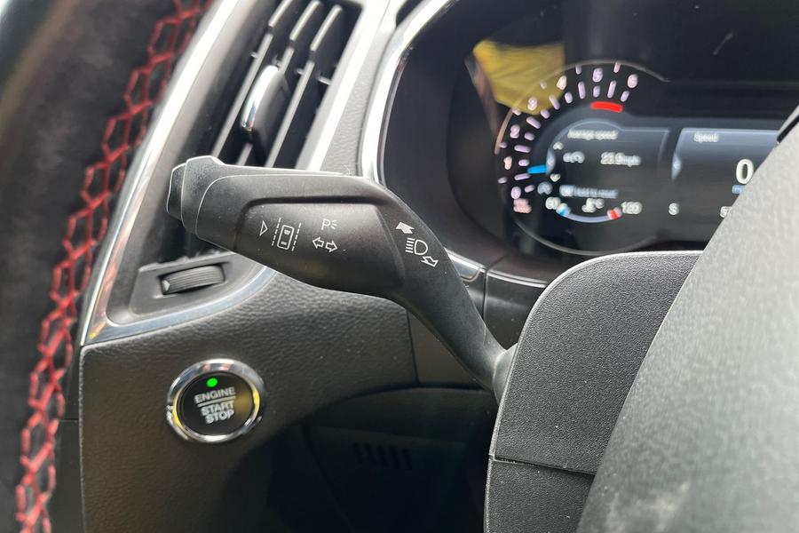 Ford S-Max Photo autoimg-11e44774a1c2d2bafe8e23853b4d5d5653d452f9.jpg
