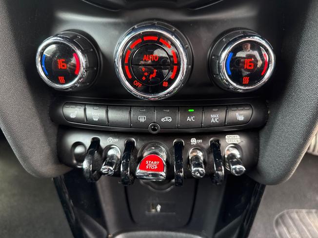 MINI Hatch Photo 41