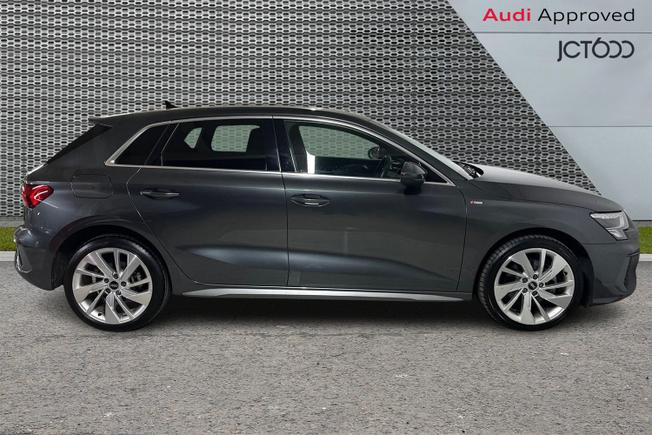 AUDI A3 Photo 4