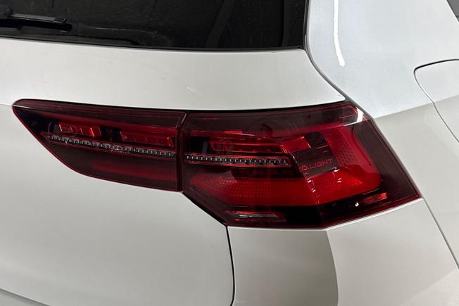 Volkswagen Golf Photo 18