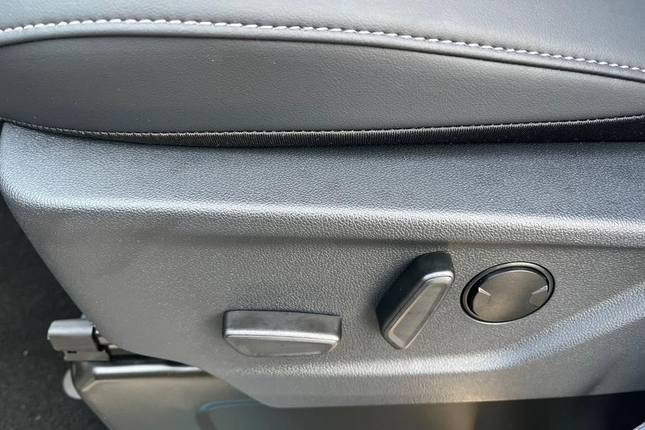 Used Ford E-TOURNEO CUSTOM YB75VDA 16