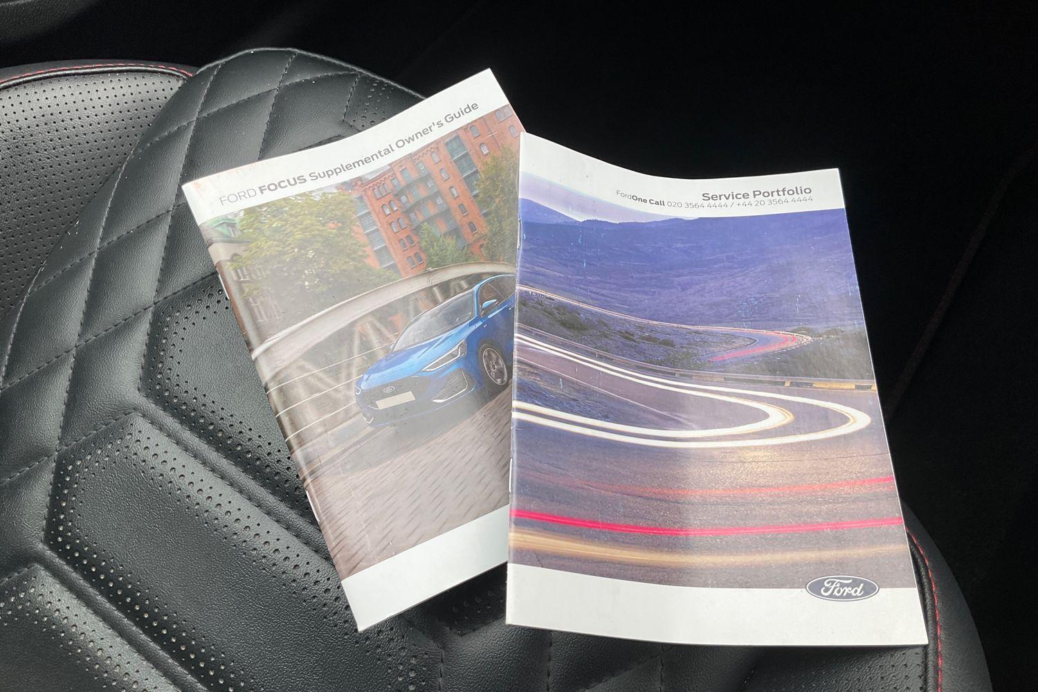 Ford FOCUS Photo 21