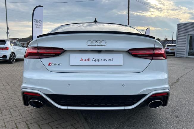 AUDI RS5 Photo 33
