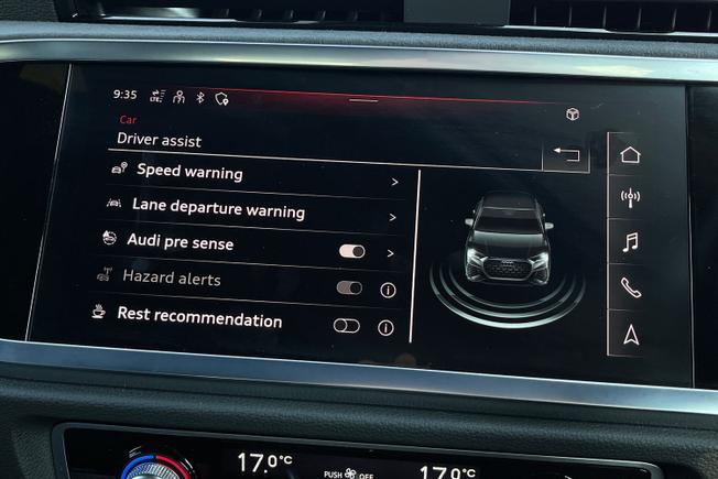 Audi RS Q3 Photo 31