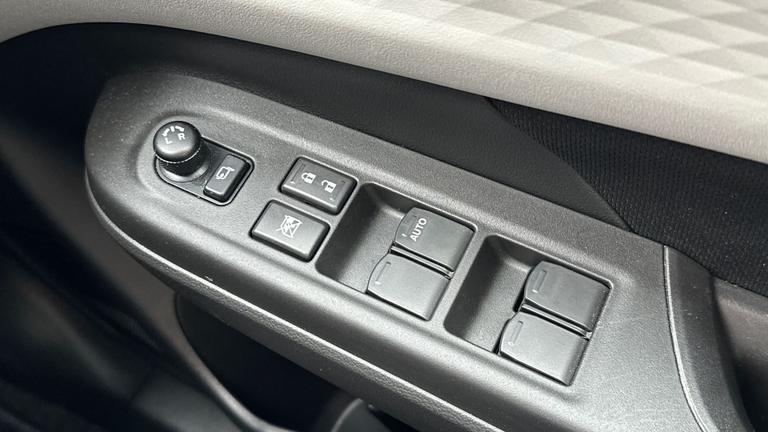 Used Suzuki Swift WD25KAA 20