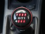 Volkswagen UP Photo 39