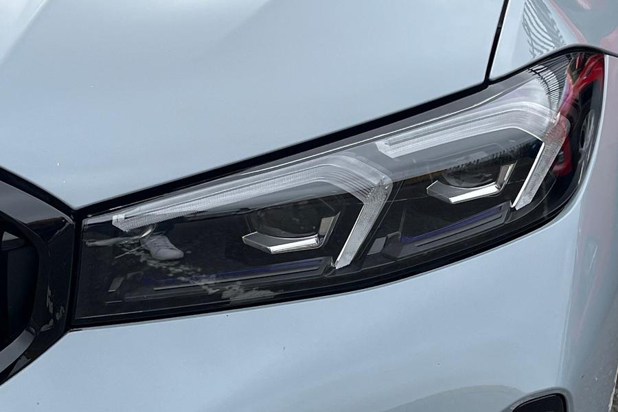 BMW 3 SERIES Photo autoimg-11f2e6579b30c1cf6f681f3c227f518750df167c.jpg