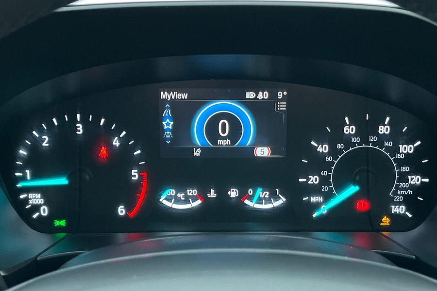 Ford KUGA Photo autoimg-11f60f28dc433dead9490999f110f6dfbfe161a7.jpg