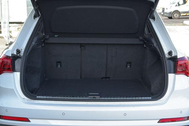 Audi Q3 Photo 12