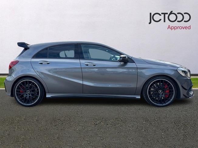 Mercedes-Benz A Class Photo 4