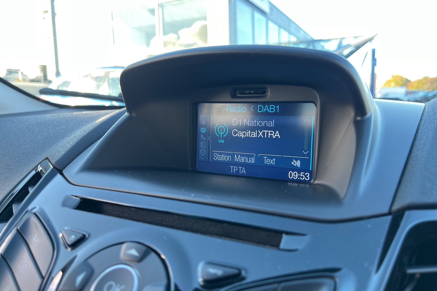 Ford FIESTA Photo 26