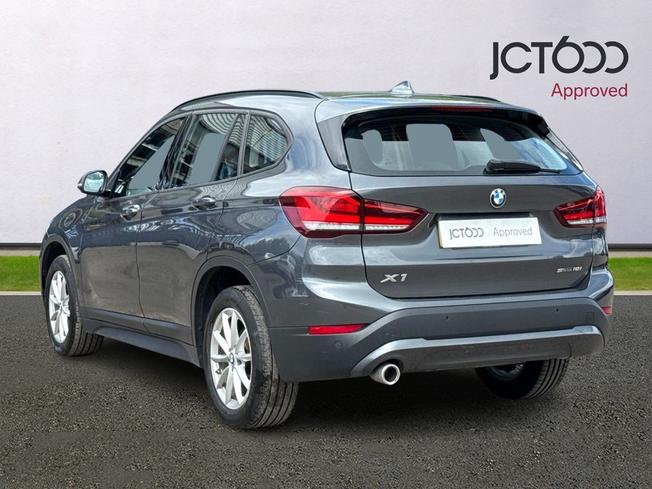 BMW X1 Photo 3