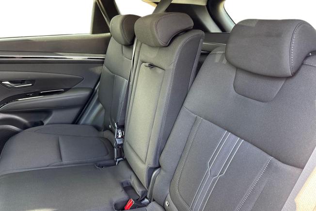HYUNDAI Tucson Photo 9