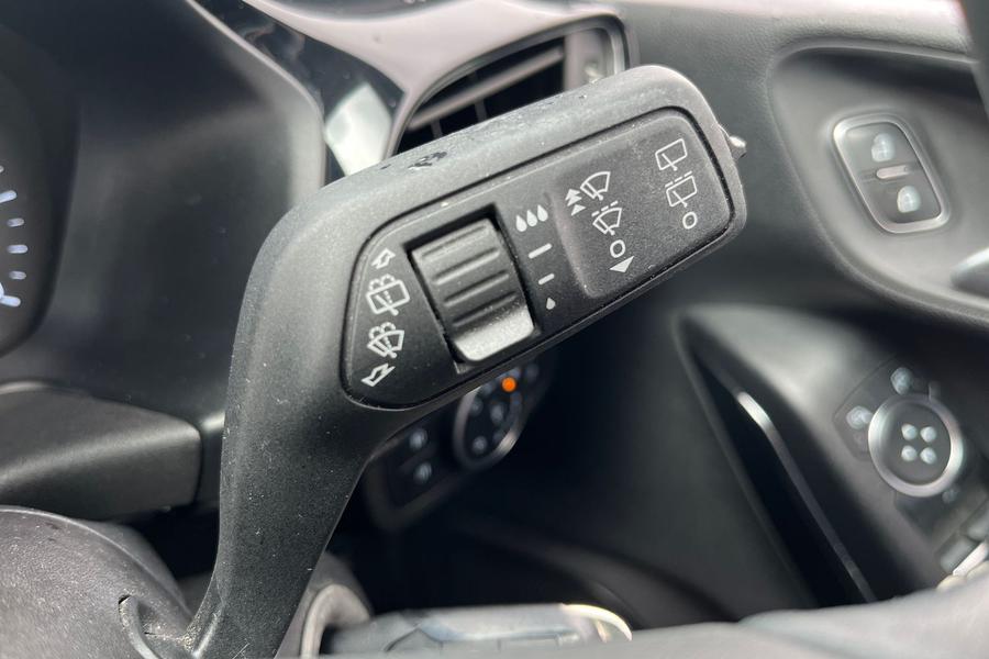 Ford FIESTA Photo autoimg-11fe3b5e1ed86429fc7bf35bfd0e8fd9197a337b.jpg