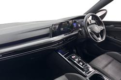 VOLKSWAGEN Golf Photo 2