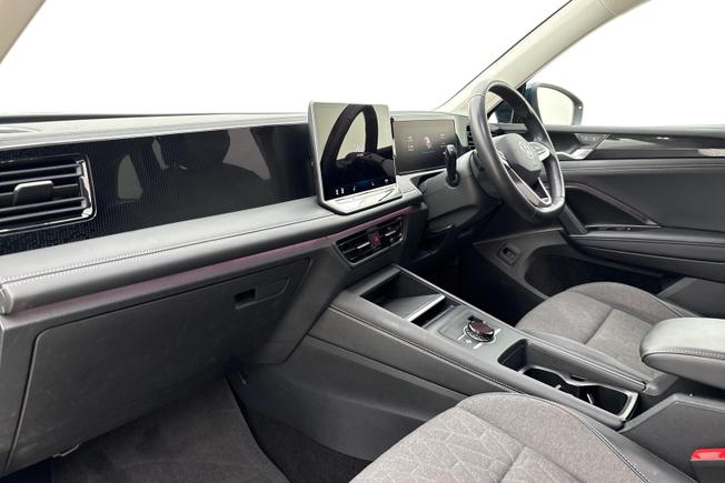 VOLKSWAGEN Tiguan Photo 2