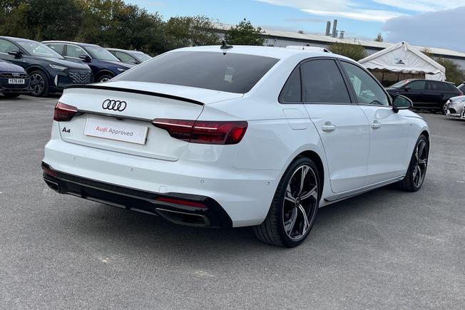 AUDI A4 Photo 56