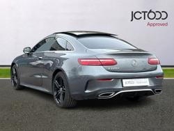 MERCEDES-BENZ E Class Photo 3