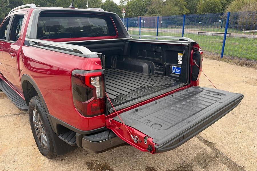 Ford RANGER Photo autoimg-120b7b87bf5b3a8d4bca753f5ec080aa746df32f.jpg
