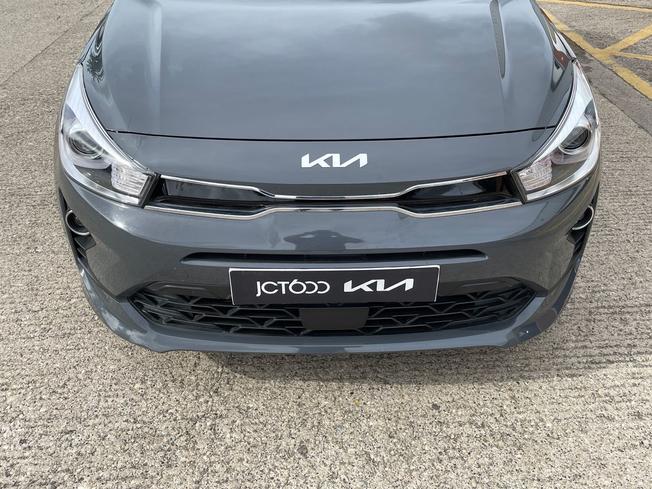 KIA Rio Photo 21