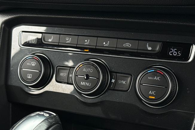 VOLKSWAGEN Tiguan Photo 29