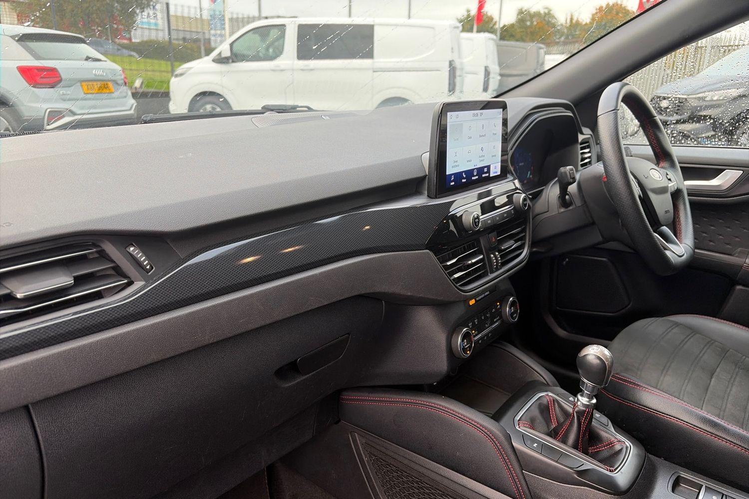 Ford KUGA Photo 17