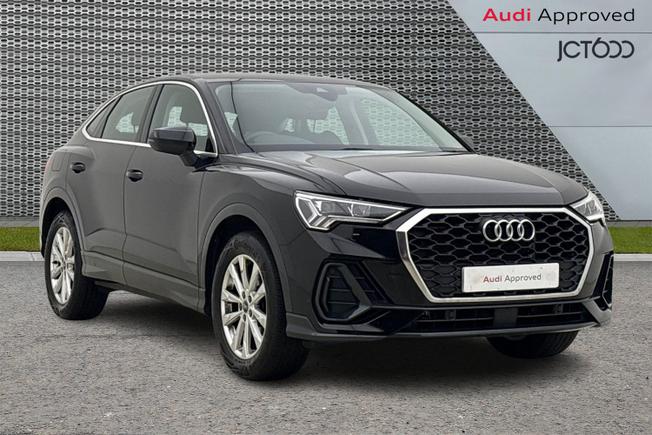 AUDI Q3 Photo 1