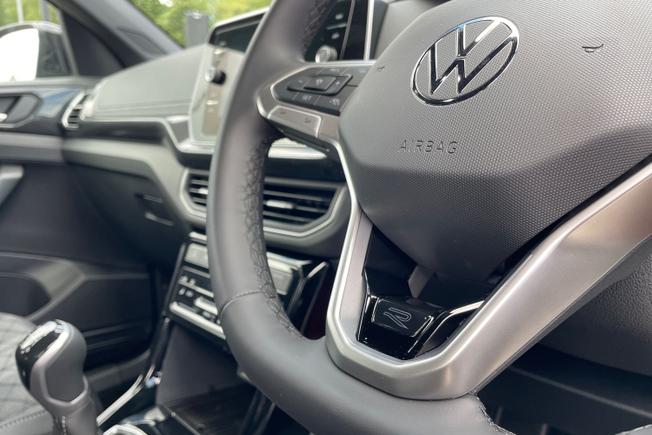 VOLKSWAGEN T-Cross Photo 41