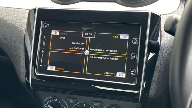 Used Suzuki Swift WG72SNU 10