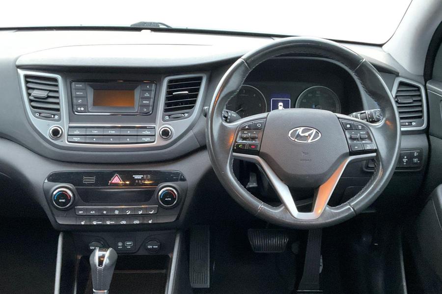 Hyundai TUCSON Photo autoimg-12208eea0404c5eb8ff4ff48b63120cd91a012e2.jpg