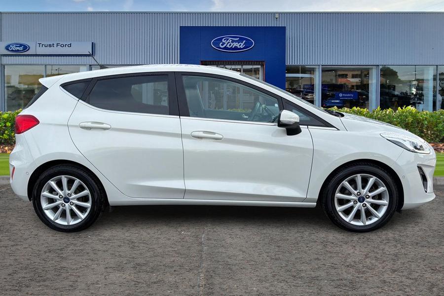 Ford FIESTA Photo autoimg-1221256b6d5ed24a7177cf2b563e94fd174a46ae.jpg