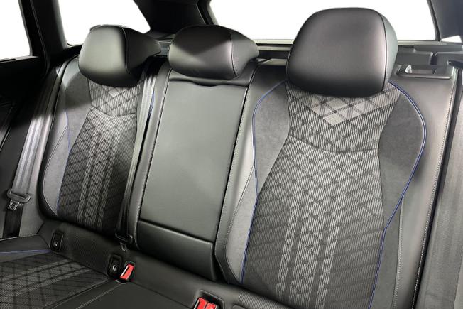 VOLKSWAGEN Passat Photo 9
