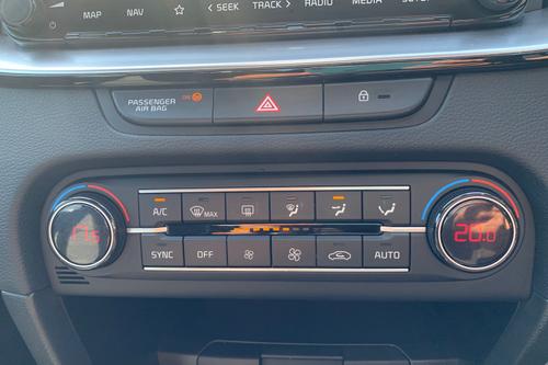 Kia XCEED Photo autoimg-12220760e7e668967ae9fec2f4143cdae65764fd.jpg
