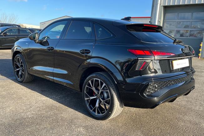 AUDI Q3 Photo 53