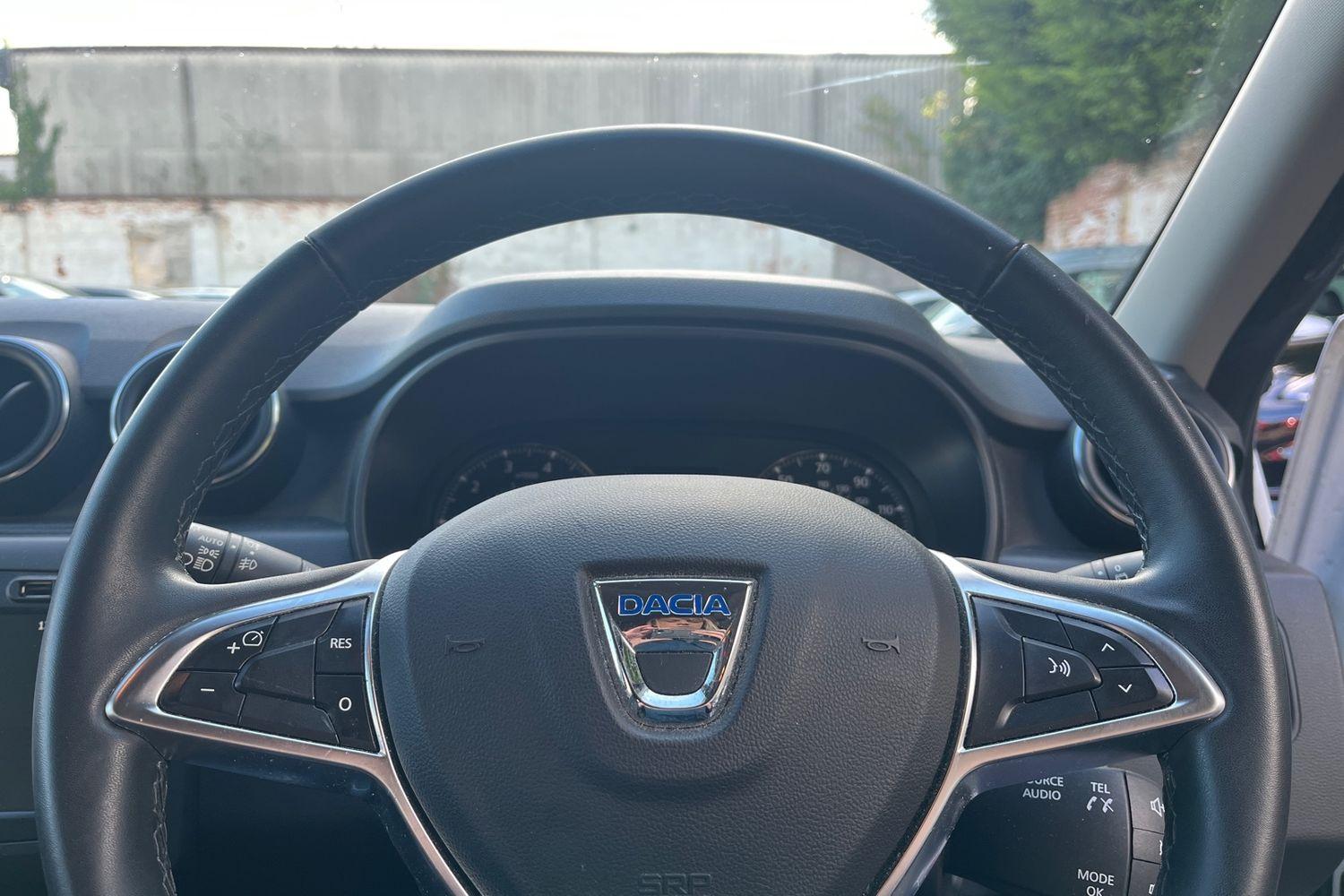 Dacia DUSTER Photo 11