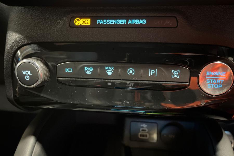 Ford KUGA Photo autoimg-12248044acd7d54fb519c554b35cf30e7712d68b.jpg
