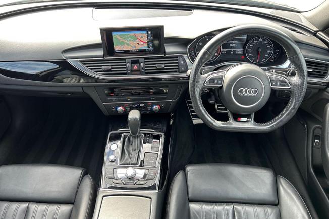 AUDI A6 Avant Photo 10