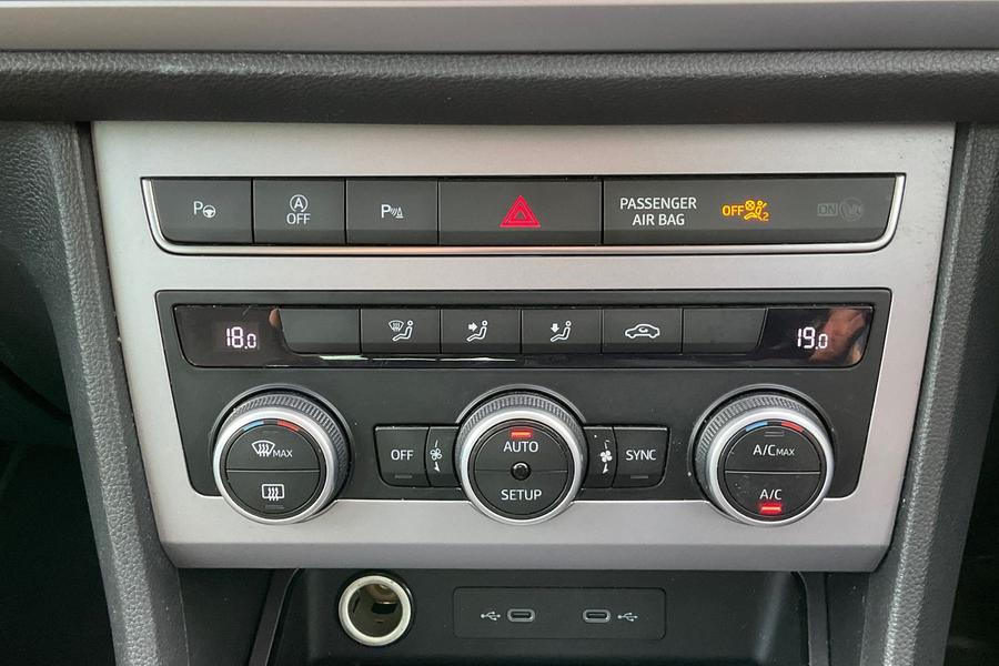 SEAT ATECA Photo autoimg-122ccaf94c8e746b13087a5ef95178a1f0030f8a.jpg
