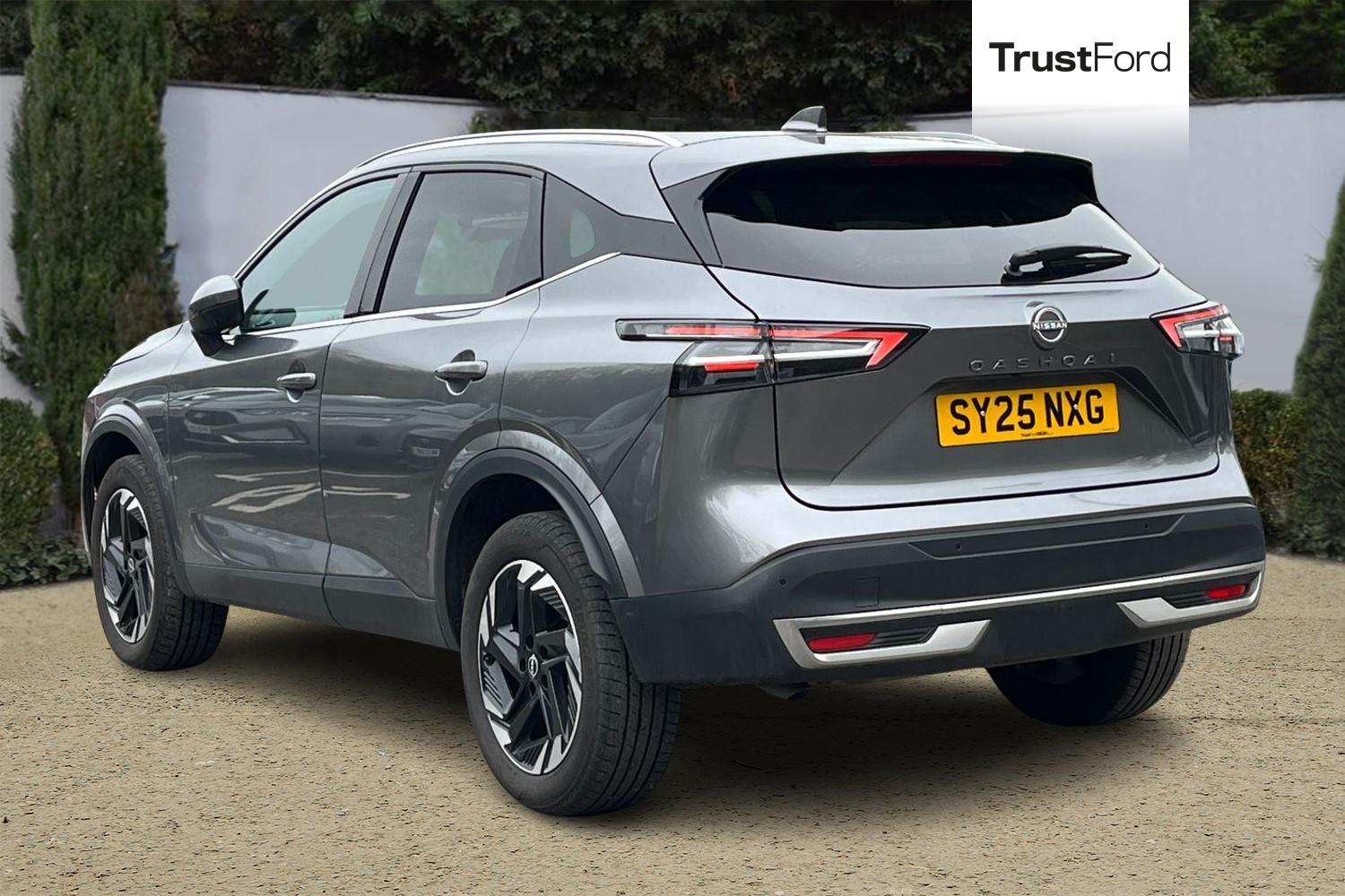 Nissan Qashqai Photo 1