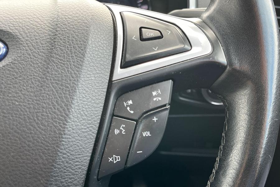 Ford Galaxy Photo autoimg-123cd8dc6ca4426282dbae622390e57c0f5f1ccc.jpg