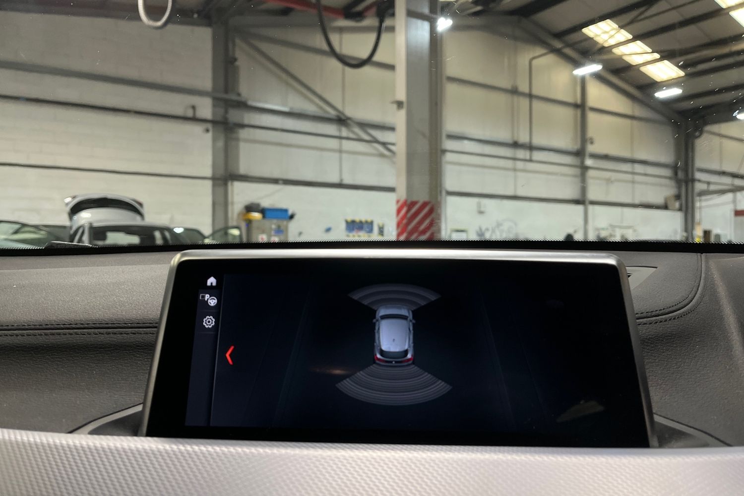 BMW X2 Photo 28