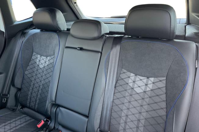VOLKSWAGEN Tiguan Photo 9